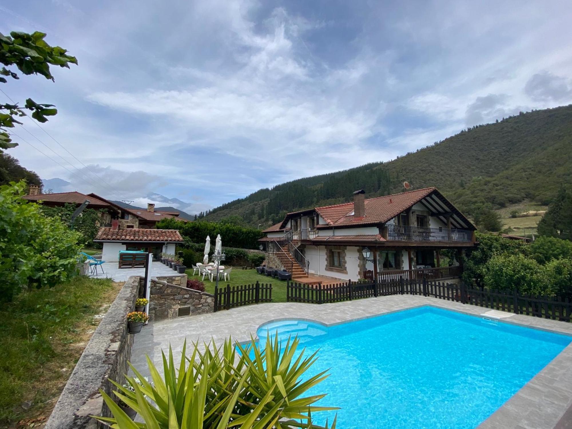 Apartamento Valverde II Potes Exterior foto